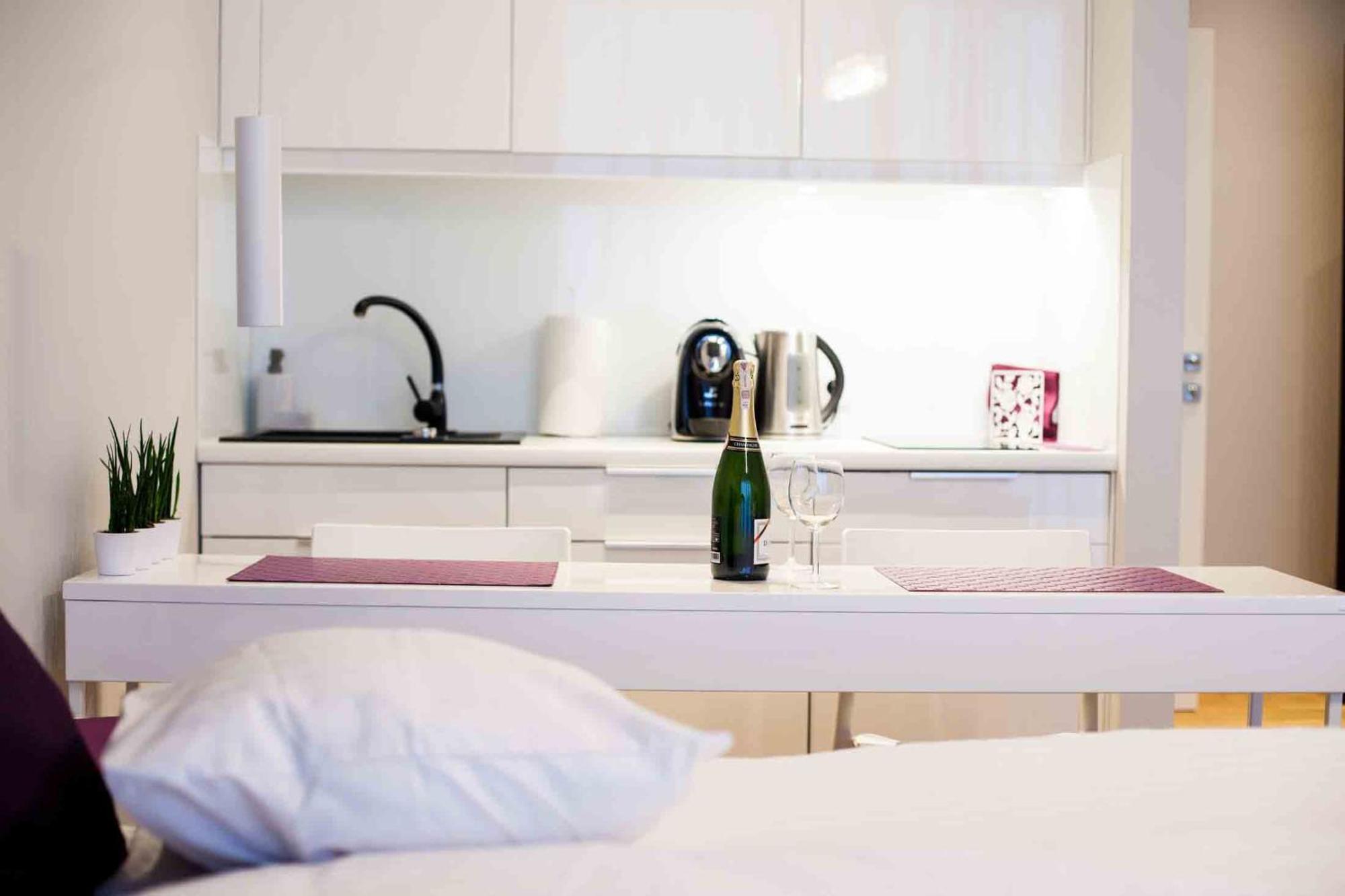 Triton Apartments Βαρσοβία Εξωτερικό φωτογραφία
